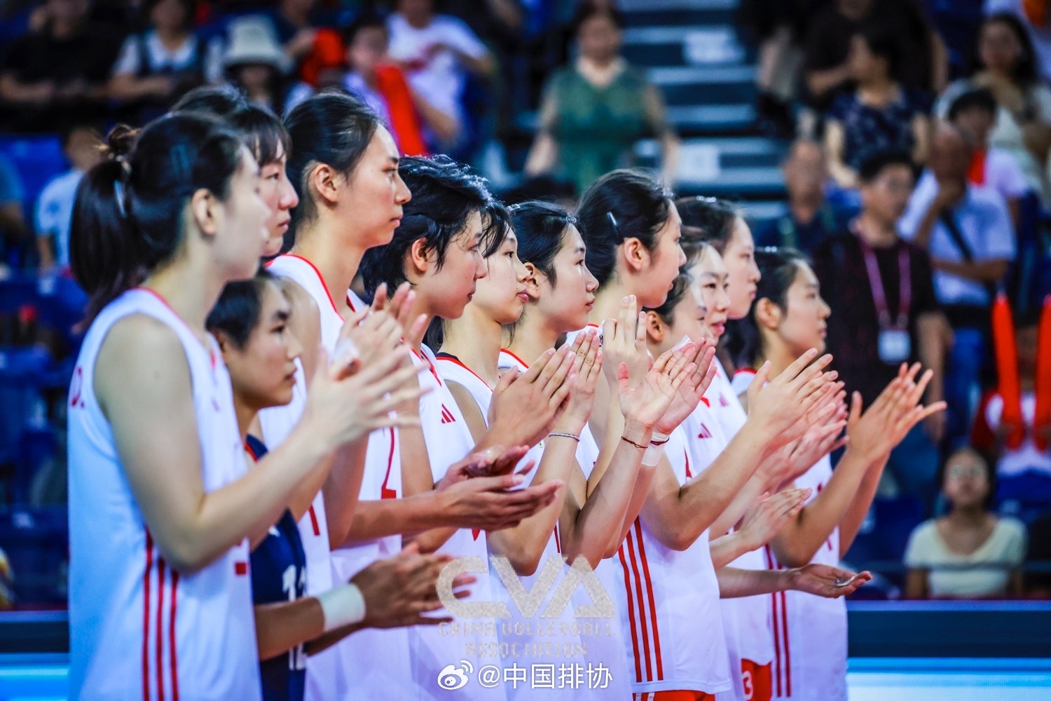 米兰体育:排球世界杯，中国女排重夺冠军