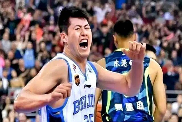 米兰体育:年轻球员郭田雨：在比赛中表现出色，获得教练和球迷认可的简单介绍