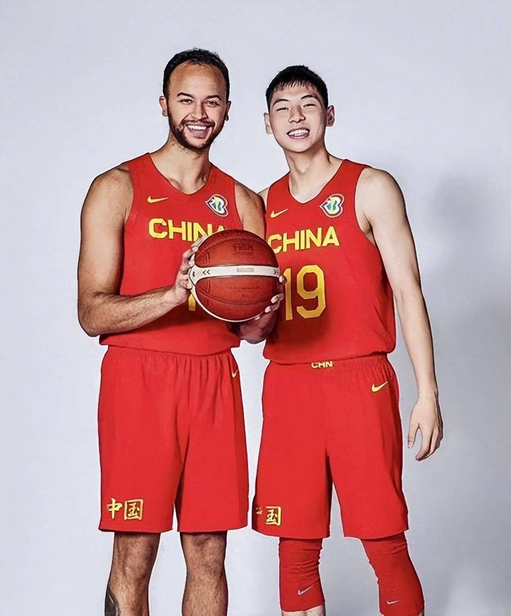 米兰体育：中国篮球联赛：品牌推广，创新营销，吸引更多关注，提升联赛影响力的简单介绍