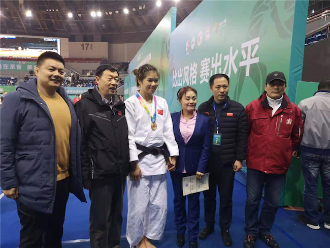 米兰体育：运动员与教练的关系：相辅相成的伙伴