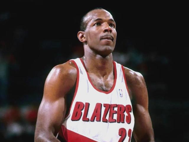 NBA历史上的最佳三分射手的简单介绍