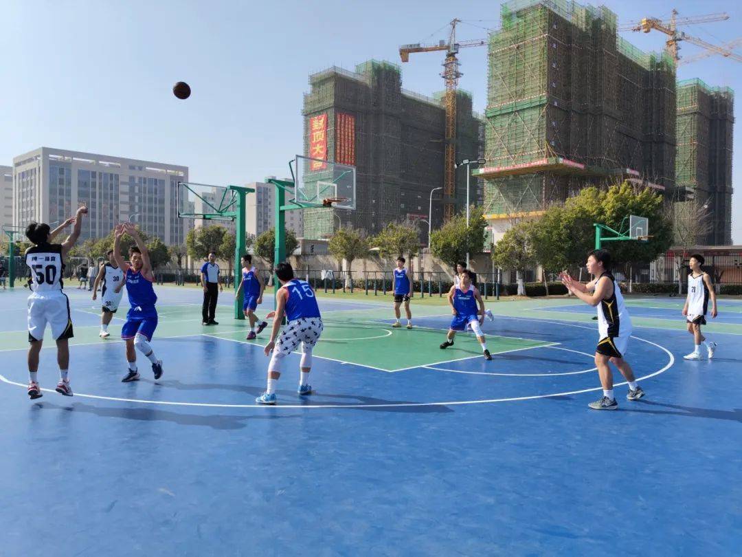 米兰体育：篮球科技助力训练，提升运动表现