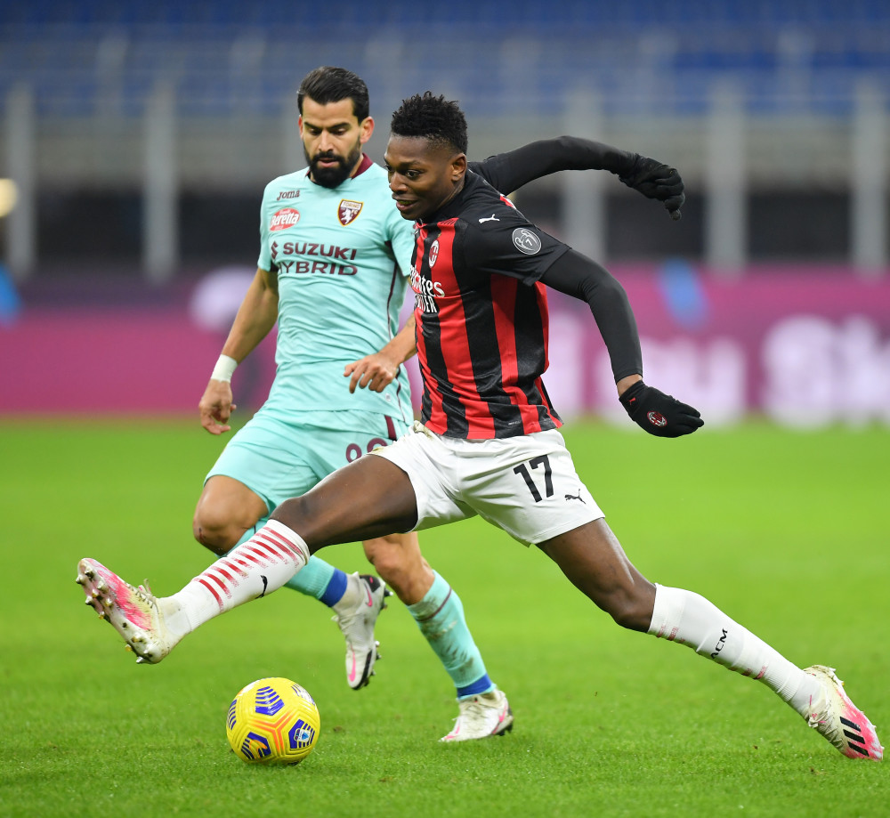 米兰体育:《PUBG》团战策略探讨:如何利用地形获取胜利 米兰体育:《PUBG》团战策略探讨:如何利用地形获取胜利