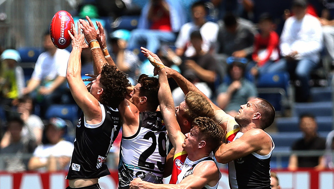 关于米兰体育:橄榄球赛季分析，各队的风格与战术对比的信息