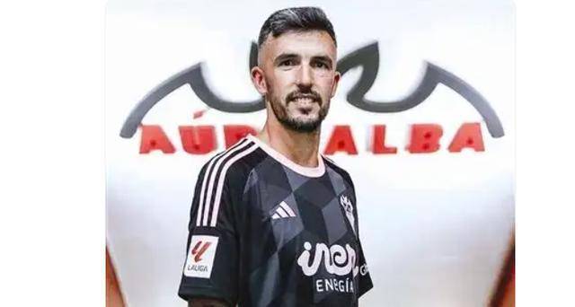 关于米兰体育：中超外援卡洛斯·桑切斯独中三元，成焦点人物的信息