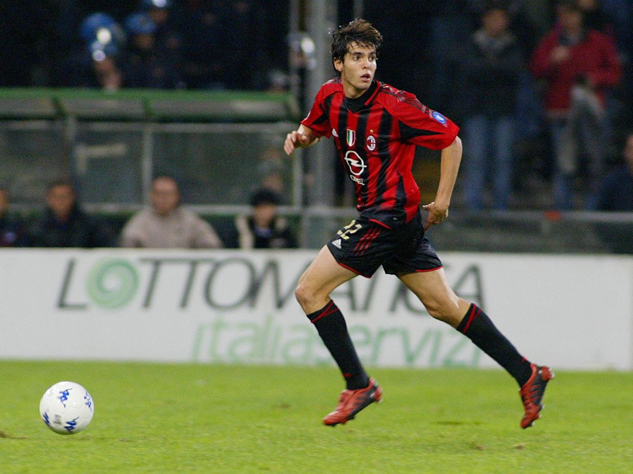 米兰体育:追忆经典：每个球迷心中的经典对决