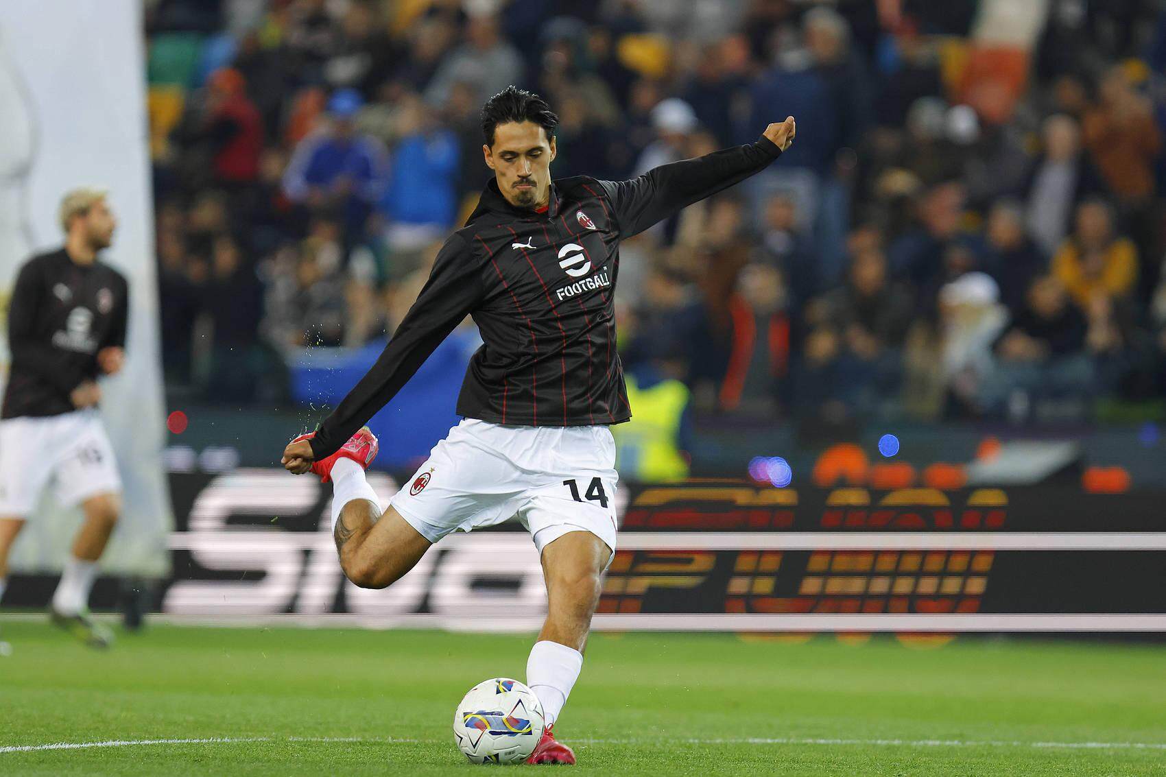 米兰体育：法甲索肖的进攻风格与战术演变