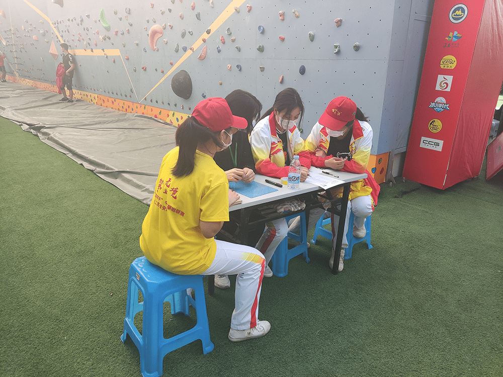 米兰体育:WCBA联赛的赛场志愿者服务:默默奉献,为联赛保驾护航的简单介绍 米兰体育:WCBA联赛的赛场志愿者服务:默默奉献,为联赛保驾护航的简单介绍