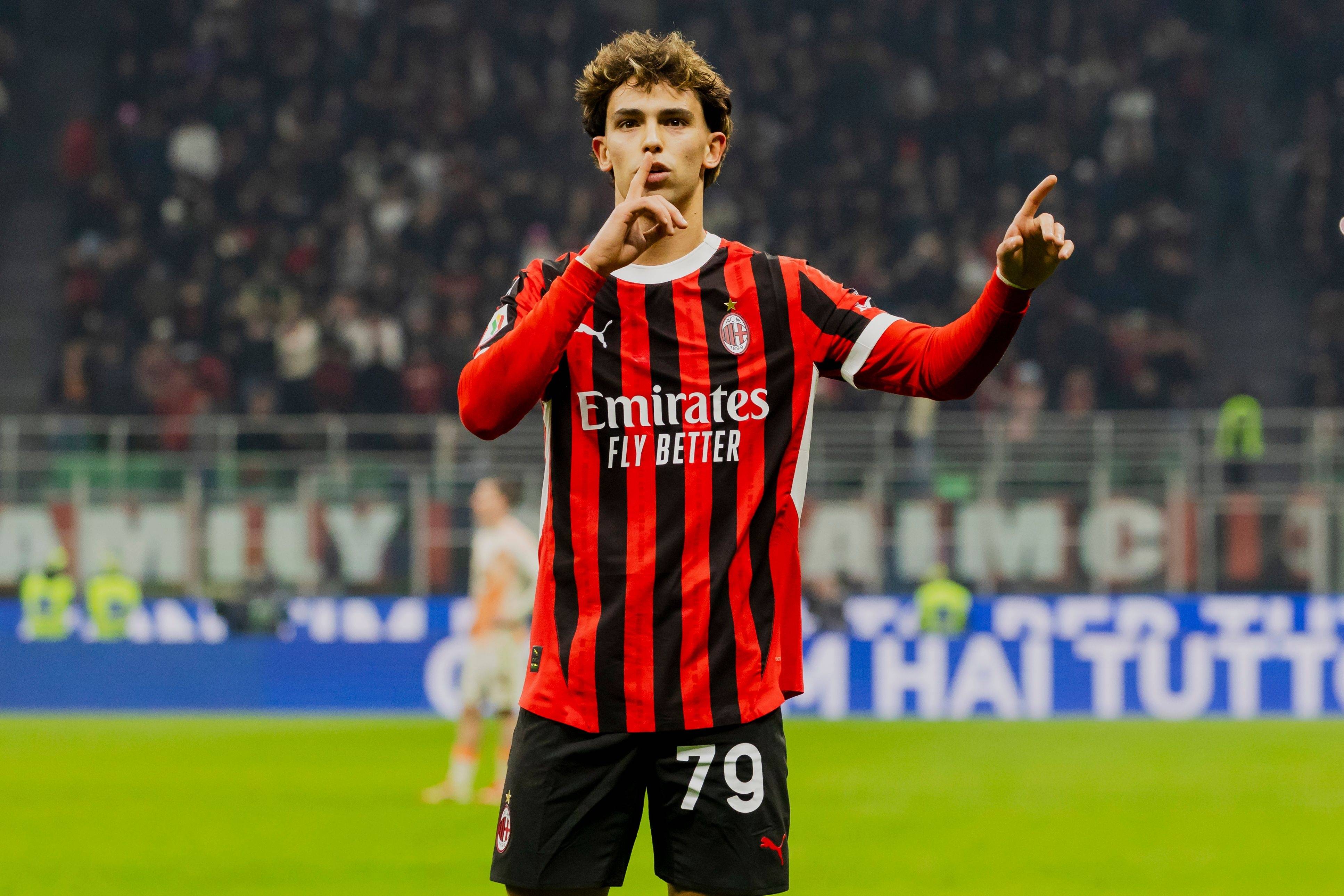 包含米兰体育:意甲的历史伟大瞬间:再度回顾经典比赛的词条 包含米兰体育:意甲的历史伟大瞬间:再度回顾经典比赛的词条