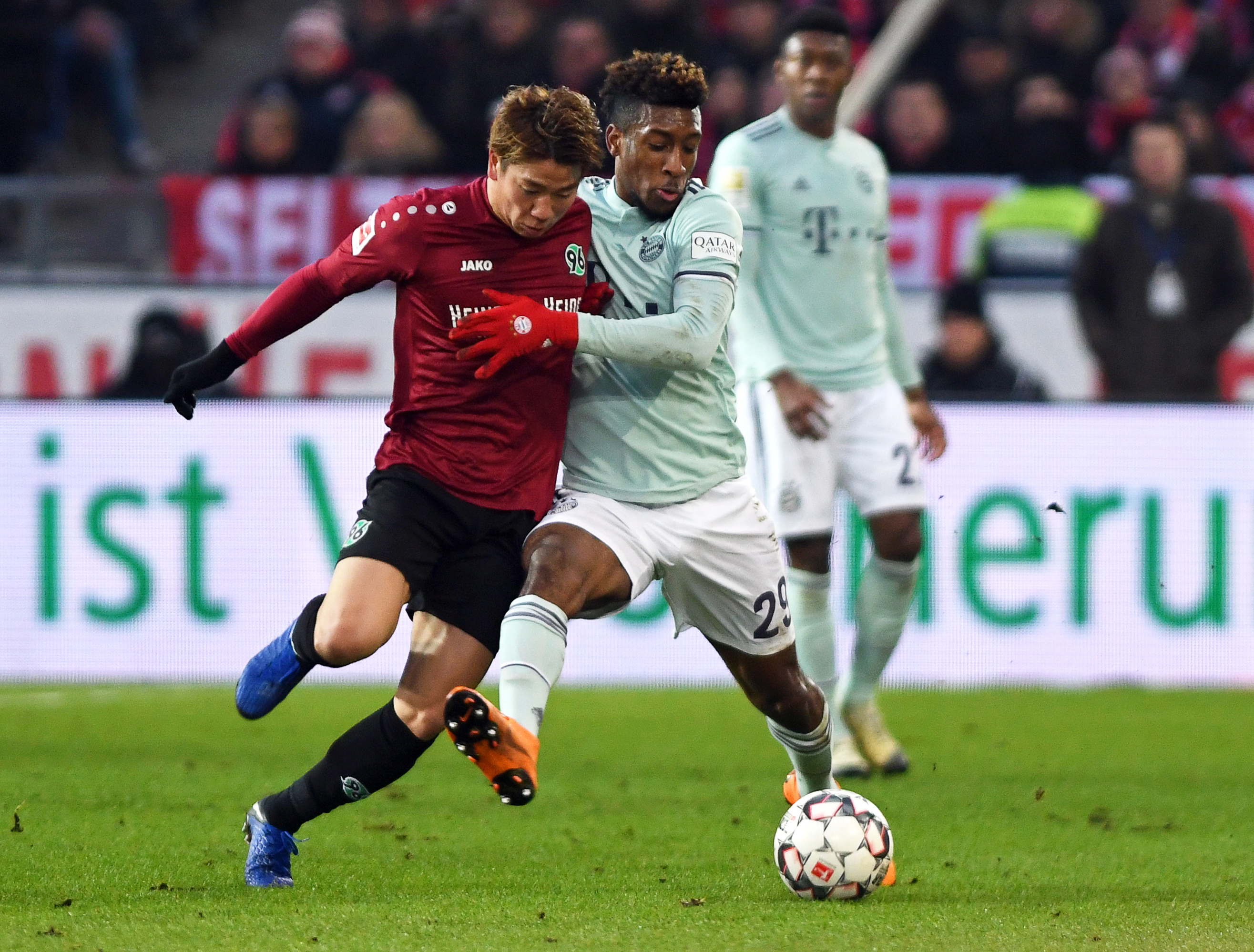 米兰体育：德甲汉诺威96的转会策略与球队重建