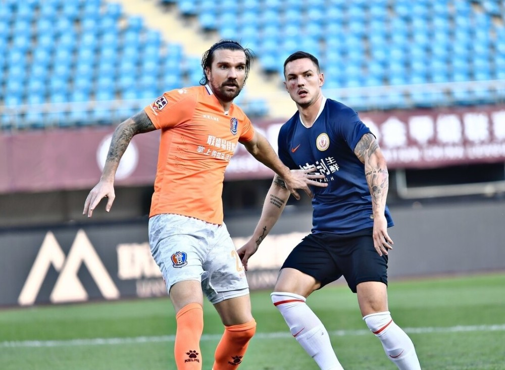 米兰体育:中超“限薪令”成“君子协定”，球迷：球员的工资是“天文数字”！