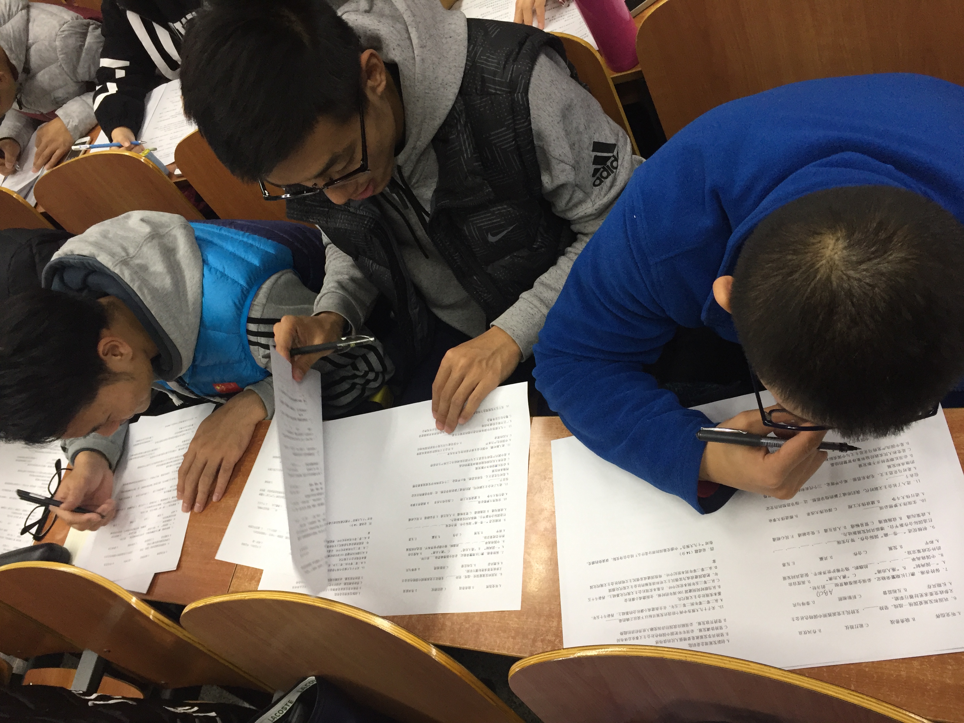 米兰体育:费南多：伤病康复的科学方法与心理重建：案例分析与经验总结：基于运动医学的简单介绍