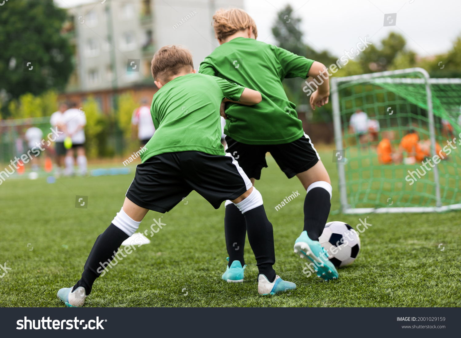 米兰体育:青少年体育锻炼，促进健康成长